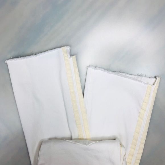 Juicy Couture White Tuxedo Stripe Crop Flare Uneven Hem Jeans size 24 - Picture 5 of 13